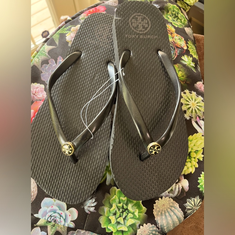 Tory Burch Flip Flops (8)